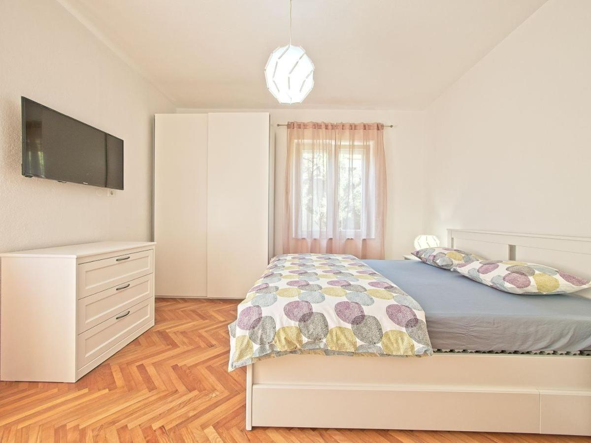 Apartman Nikica Постіра Екстер'єр фото